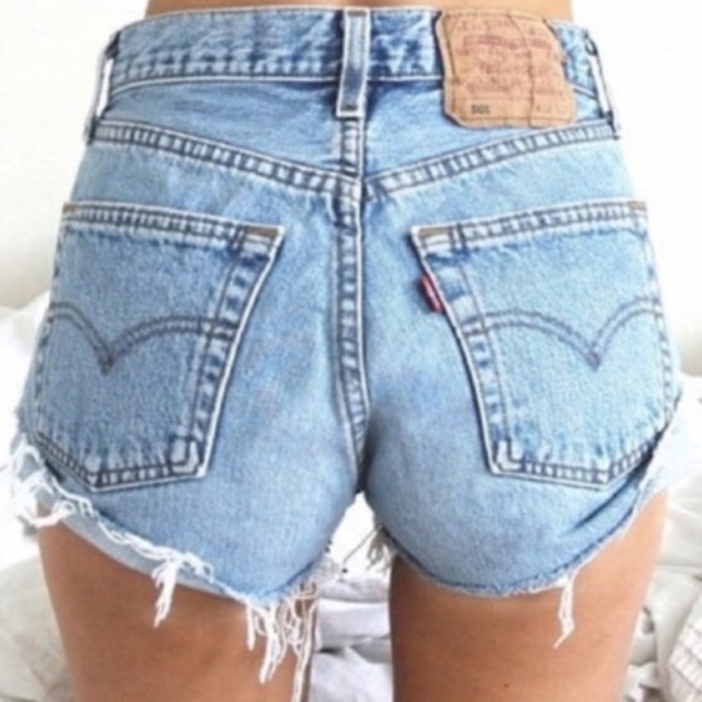 High Waisted Levi Shorts